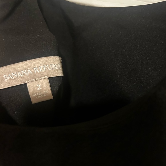 Banana Republic Women’s Black Floral Lace Lined Midi Dress Sz. 2 - Picture 4 of 6